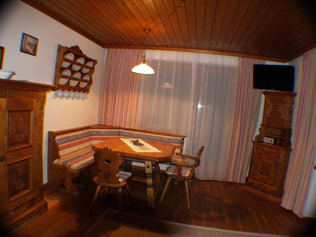 Alm-Apartments Heiligenblut Δωμάτιο φωτογραφία
